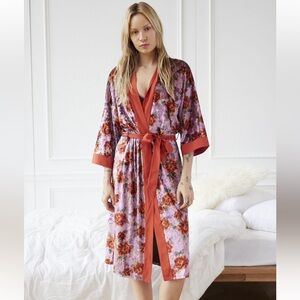 URBAN OUTFITTERS Rose Print Lightweight Velvet Robe & Belt | Excellent condition